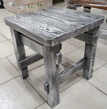 Табурет "Лесник" (массив сосны) цвет бело-черный - №1